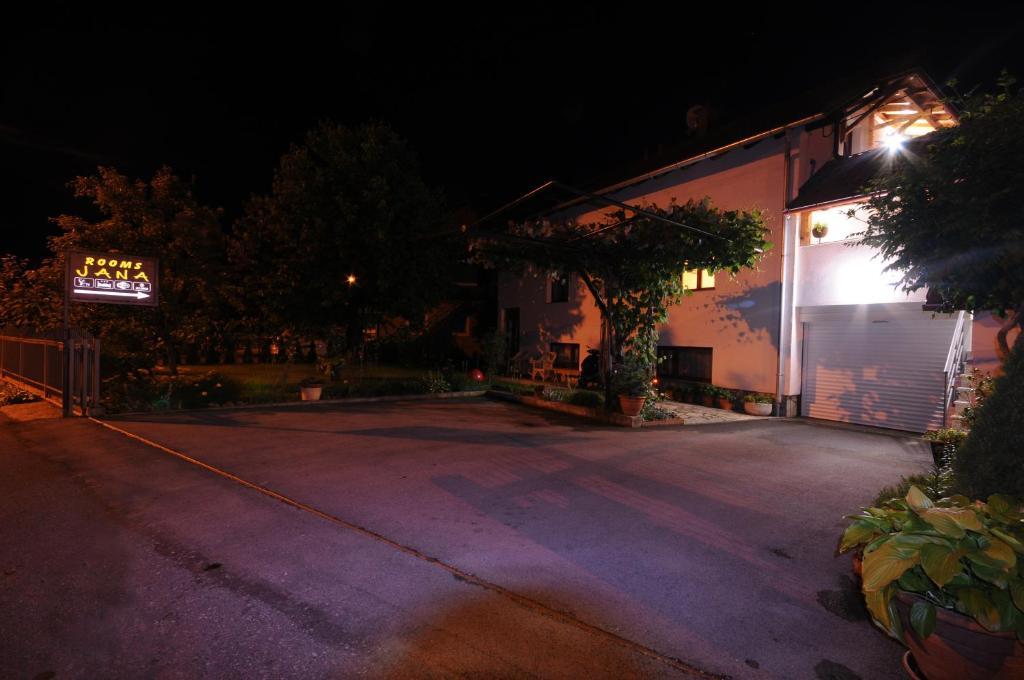 Rooms Jana Slunj Exterior photo
